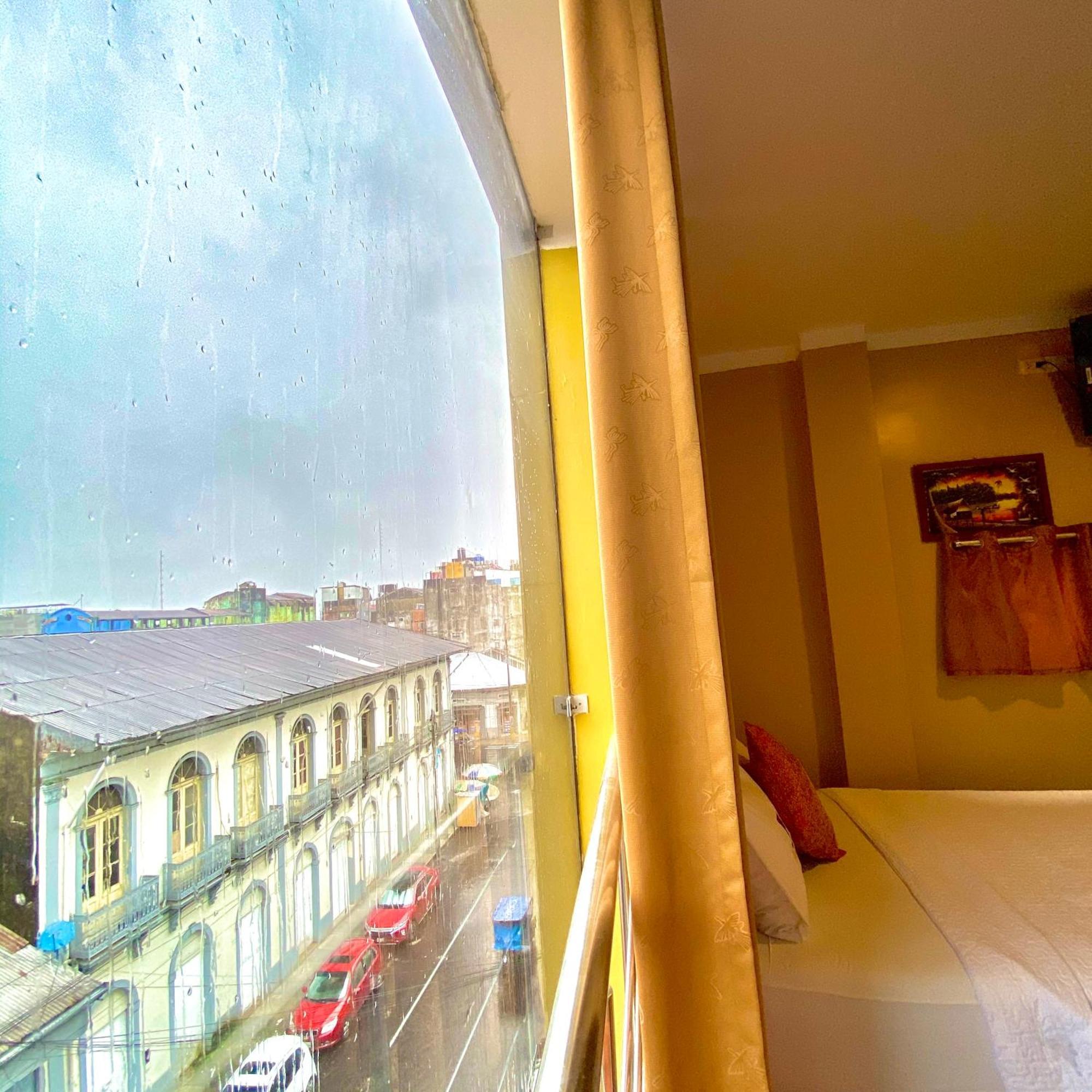 Hotel Ventura Isabel Икитос Екстериор снимка