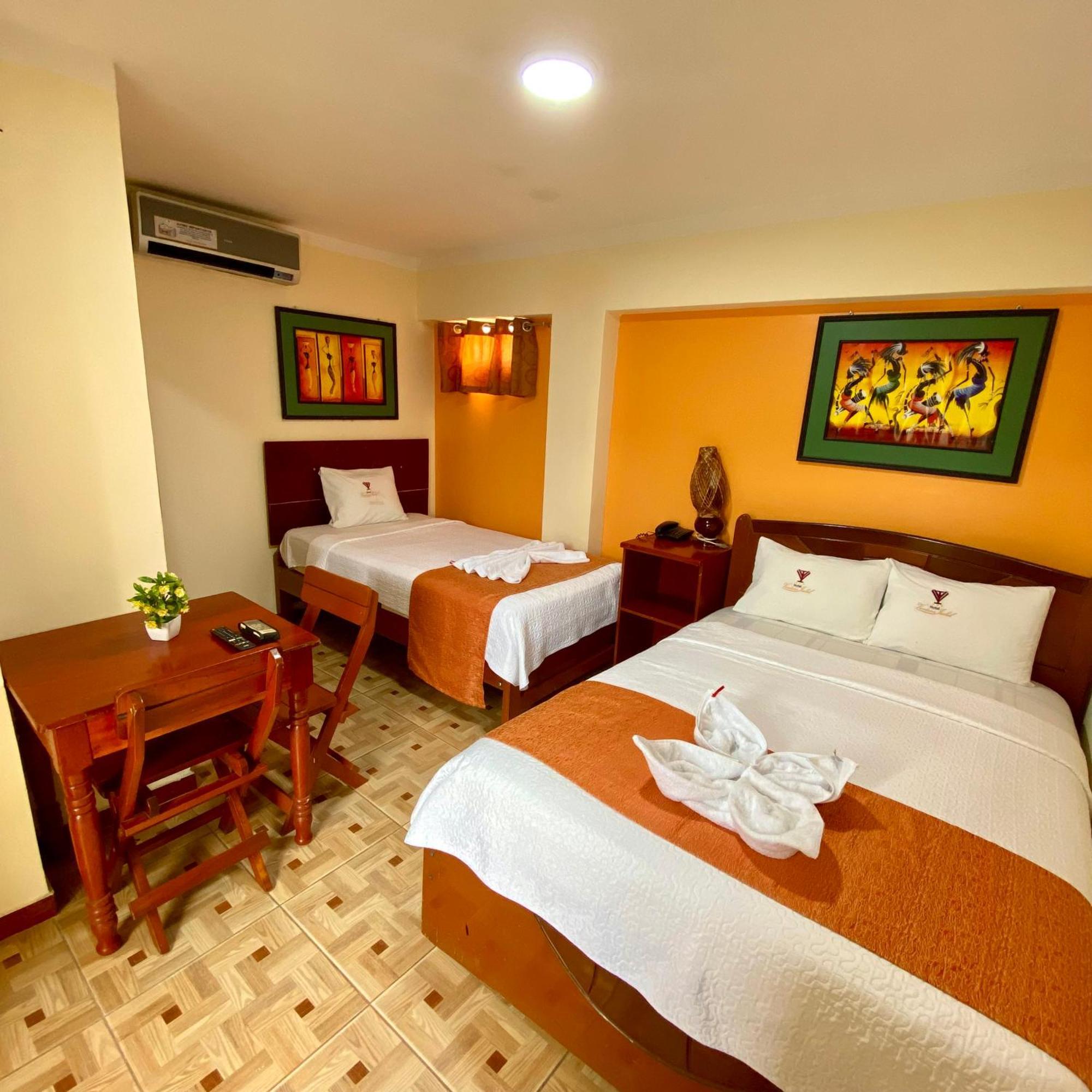 Hotel Ventura Isabel Икитос Екстериор снимка