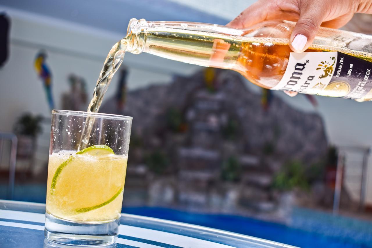 Hotel Ventura Isabel Икитос Екстериор снимка