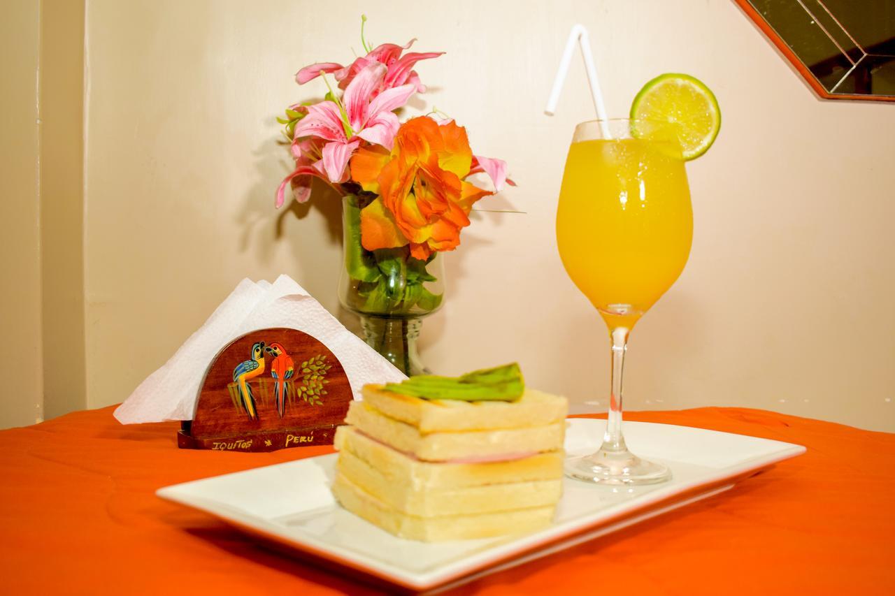 Hotel Ventura Isabel Икитос Екстериор снимка