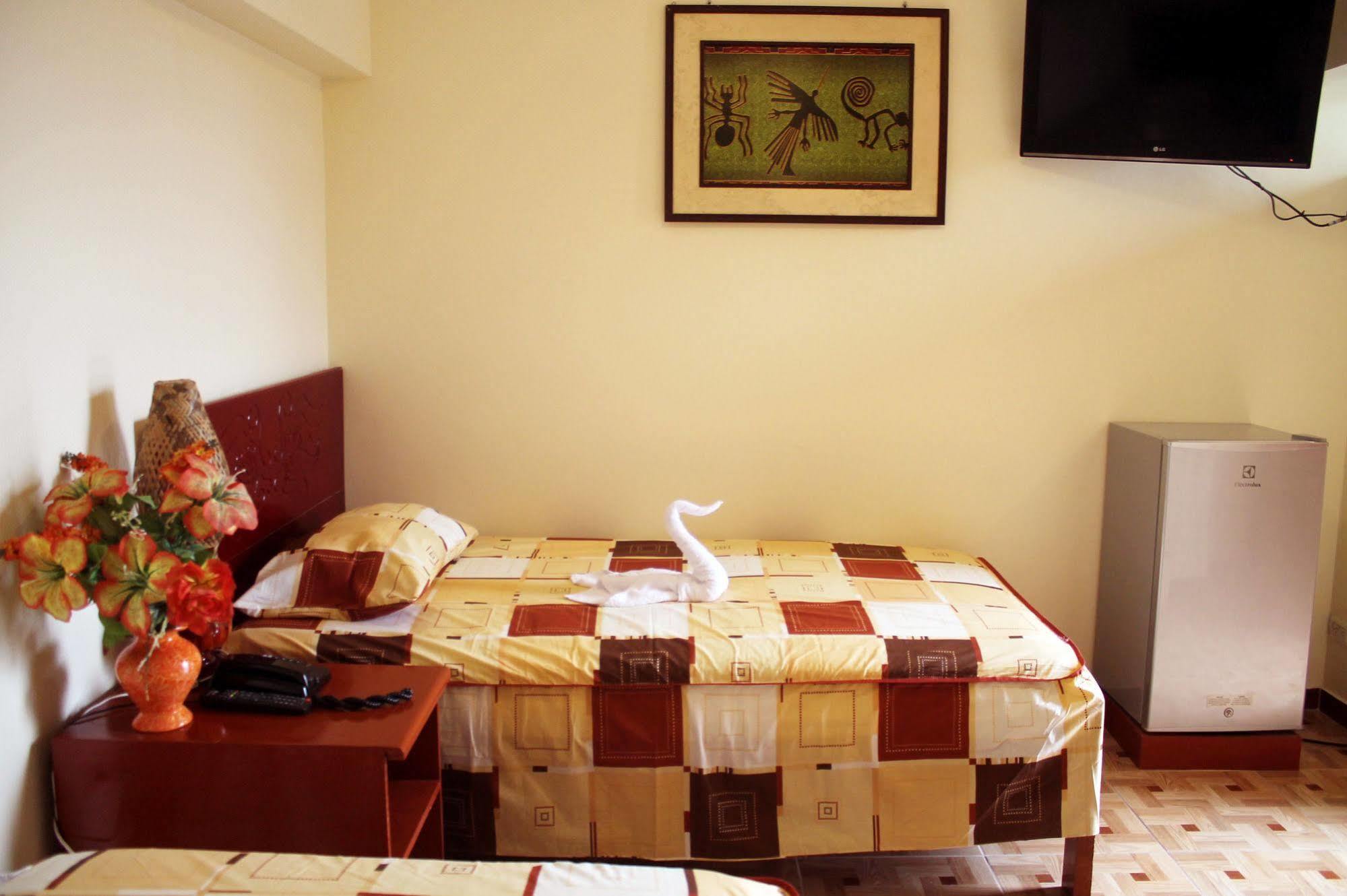 Hotel Ventura Isabel Икитос Екстериор снимка